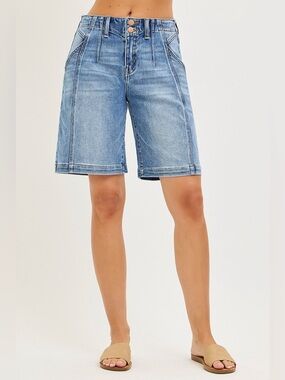 RISEN 2-Button Slouchy Jorts with Pockets